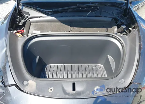 2024 Tesla Model Y Long Range Dual Motor All-Wheel Drive из США, поврежденный, VIN 7SAYGDEE2RF075343